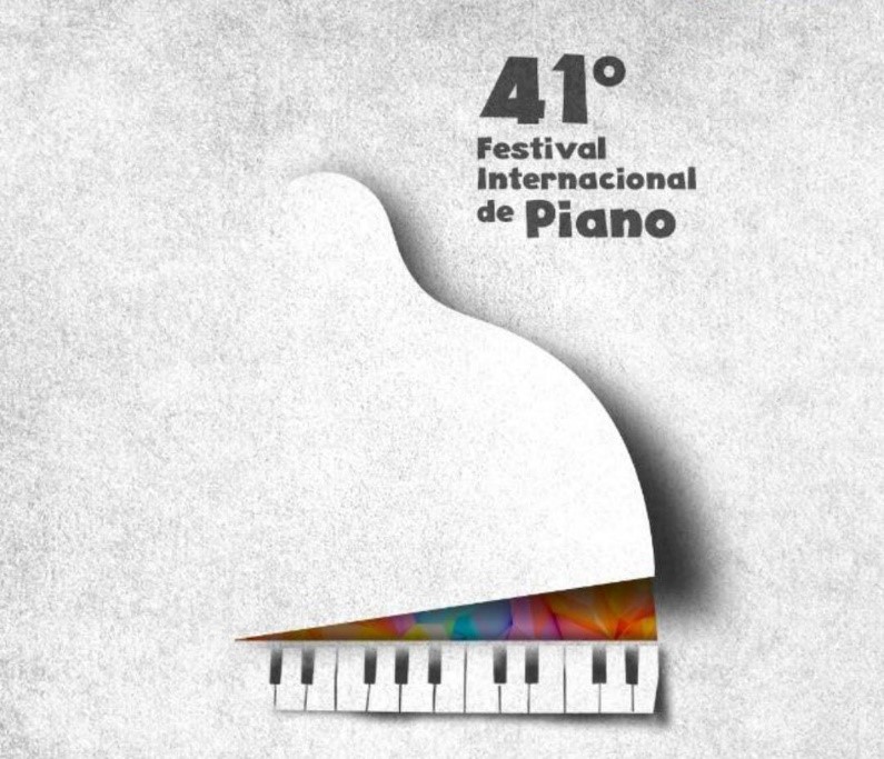 Imagen con el título del evento en texto y una foto de un piano