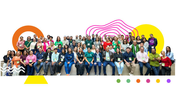 Fotografía grupal del encuentro de artes y humanidades