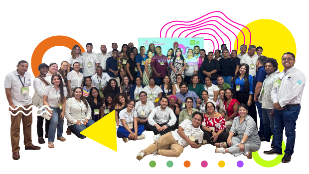 Fotografía grupal del encuentro de educación comercial y administración